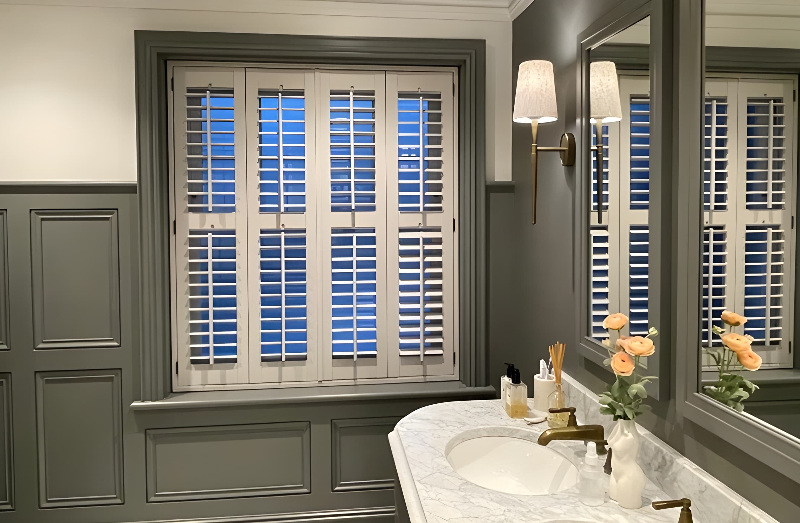 The Long Beach and Wellington Range